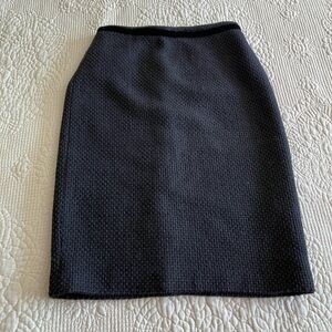 VTG Barney’s NY “Taste Luxury Humor” heavy gauge woven fabric straight skirt